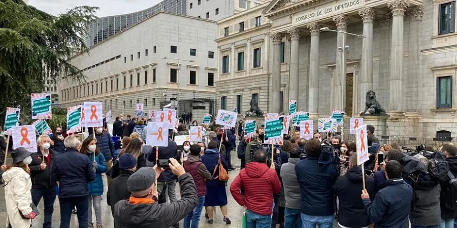FEUSO supera las 600.000 firmas en contra de la Ley Celaá