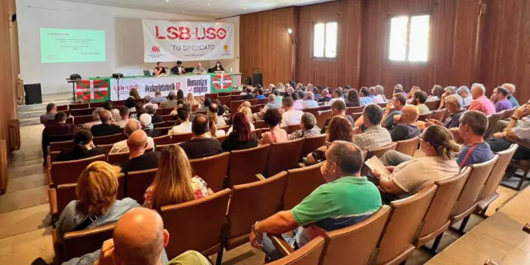 Sindicato USO. Pérez participa en la asamblea de LSB-USO Euskadi para trazar la hoja de ruta sindical