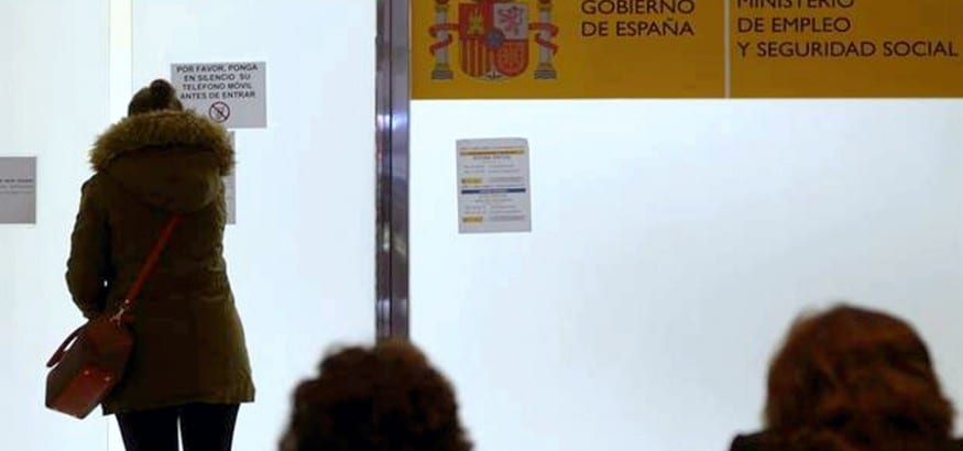 El empleo se ralentiza y precariza en febrero