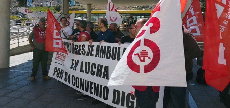 Los trabajadores de las ambulancias de Canarias han comenzado una huelga parcial indefinida