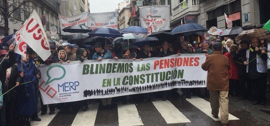 Decenas de miles de manifestantes claman por blindar las pensiones en la Constitución