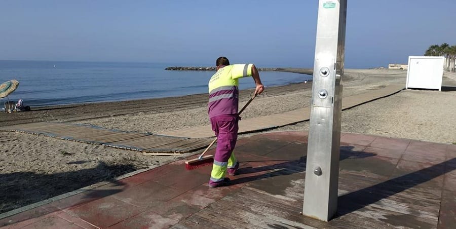 USO denuncia persecución sindical en el servicio de limpieza y playas de Almería