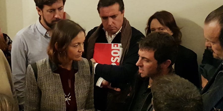 Los trabajadores plantan a Alcoa en la primera reunión a la que fueron citados para tratar el ERE