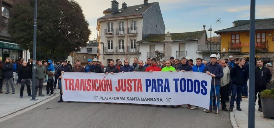 Los mineros de las contratas inician una marcha a pie de Toreno a Oviedo por su equiparación