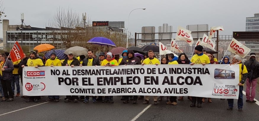 Los trabajadores de Alcoa, en las calles de A Coruña por el mantenimiento del empleo en las dos plantas