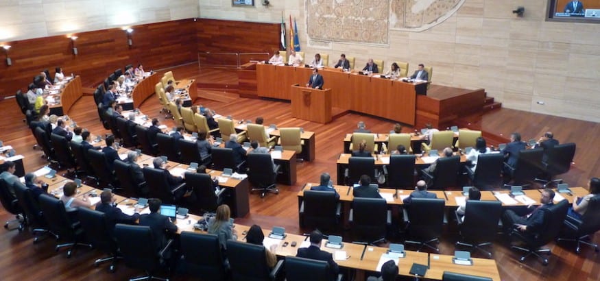 La Asamblea de Extremadura admite a trámite la ILP presentada por FEP-USO