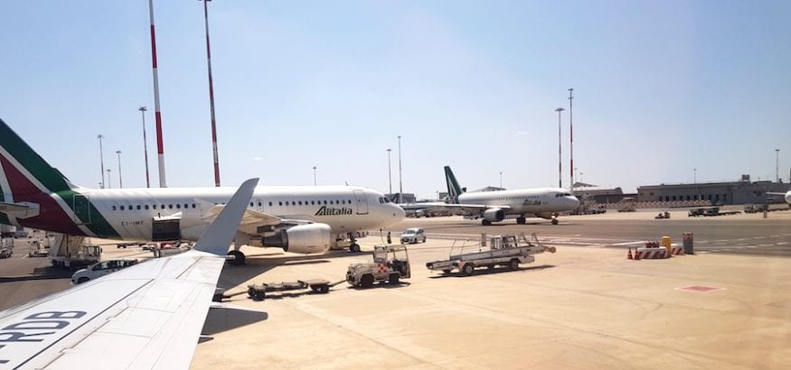 Se mantiene la huelga de personal de tierra de aeropuertos Se mantiene la huelga de personal de tierra de aeropuertos
