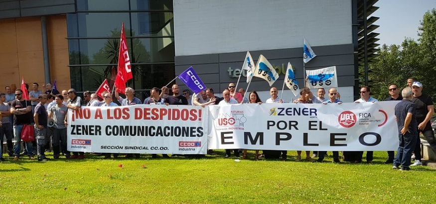 Los trabajadores de Zener reclaman garantías laborales a Euskaltel ante el goteo de despidos
