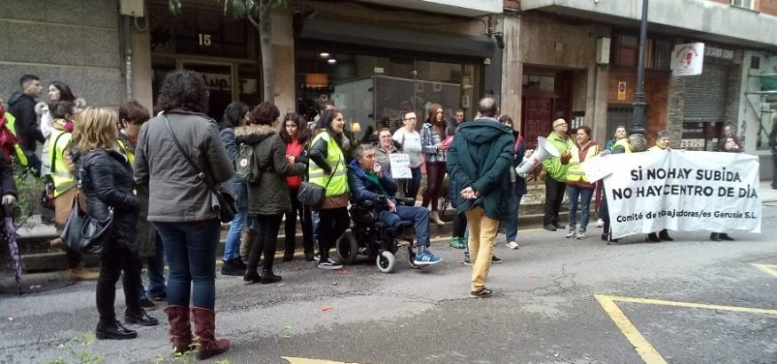 Éxito de seguimiento en las dos primeras jornadas de huelga en los centros de día de Gerusia en Asturias