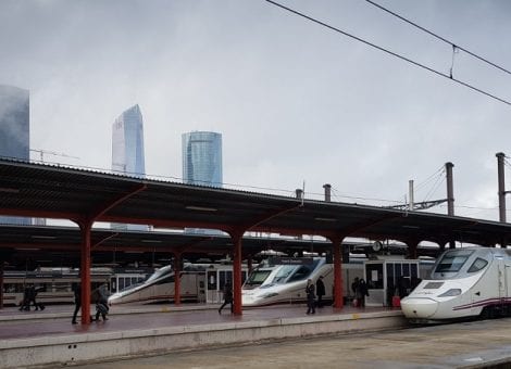 Los trabajadores consiguen que Fomento prorrogue el contrato de Renfe con Ferrovial