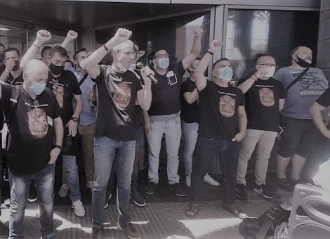 Nissan propone aplazar el cierre de las plantas de Barcelona