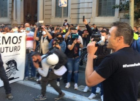 1.000 personas reclaman en las calles la reindustrialización de Nissan