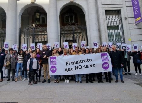 Concentración 25N USO: “El maltrato que NO se ve”