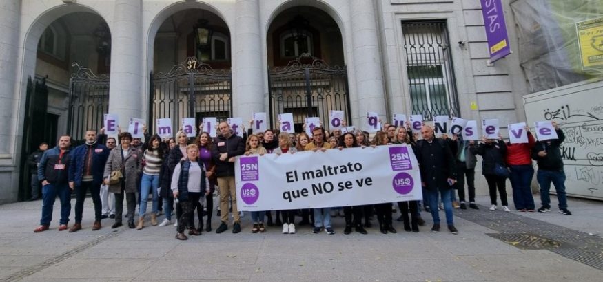 Concentración 25N USO: “El maltrato que NO se ve”