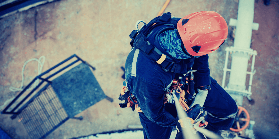 ¿Puede una imprudencia ser causa de accidente laboral?