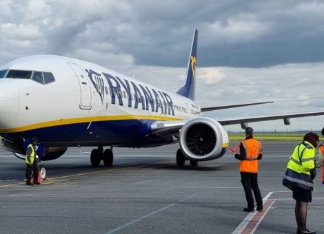 USO impugna los servicios mínimos de las huelgas de Ryanair y EasyJet