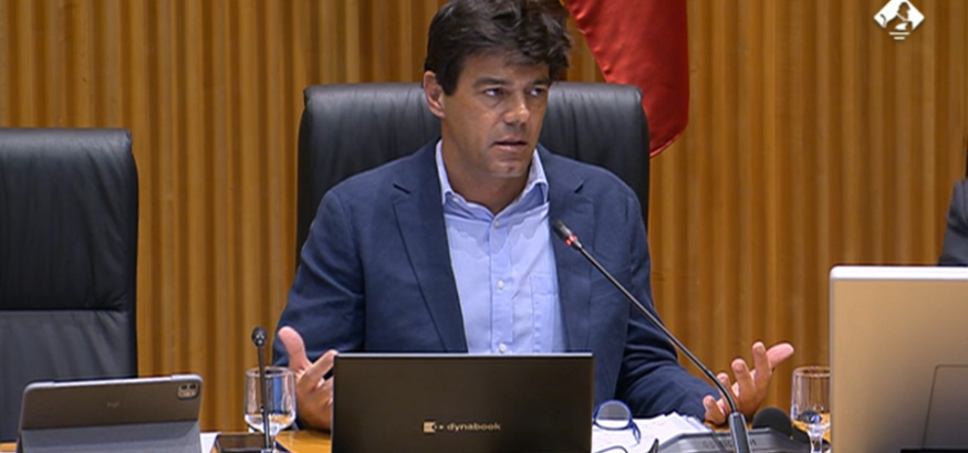 Joaquín Pérez analiza la situación laboral en la Comisión de Trabajo del Congreso