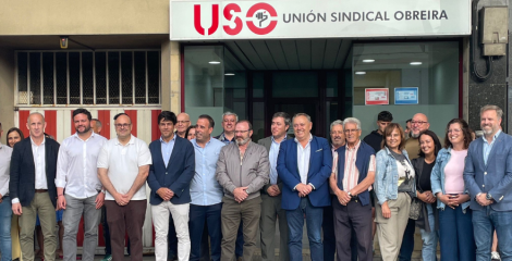 Joaquín Pérez inaugura en Carballo la nueva sede de USO-Galicia