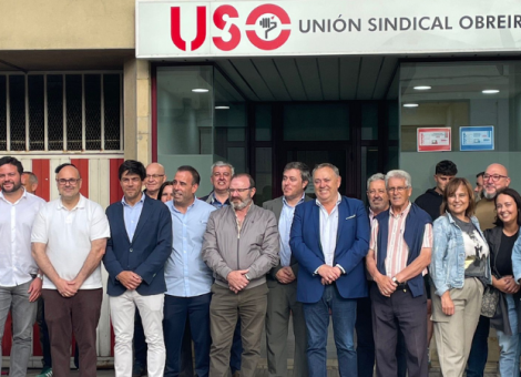 Joaquín Pérez inaugura en Carballo la nueva sede de USO-Galicia